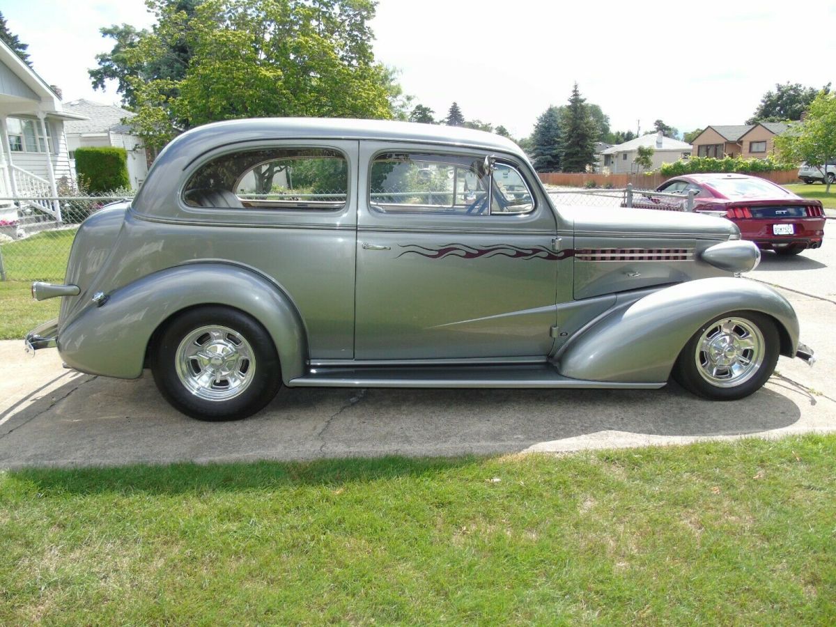 1938 Chevrolet Sedan Deluxe - photo 8