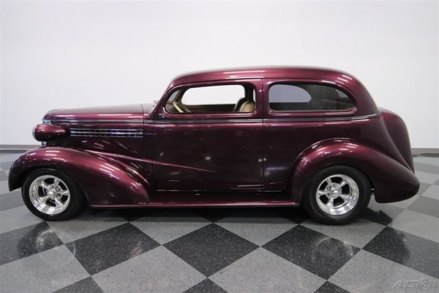 1938 Chevrolet Sedan - photo 7