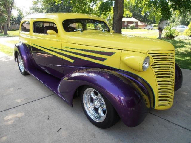 1938 Chevrolet Master Deluxe 2 Door Sedan - photo 3