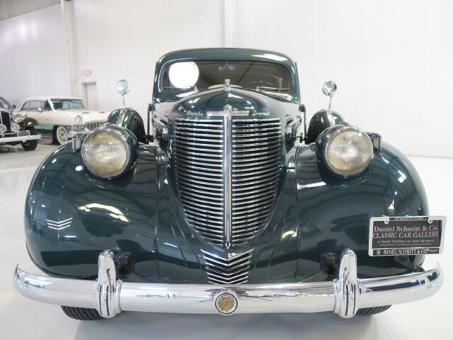 1938 Chrysler Custom Imperial Town Limousine - photo 2