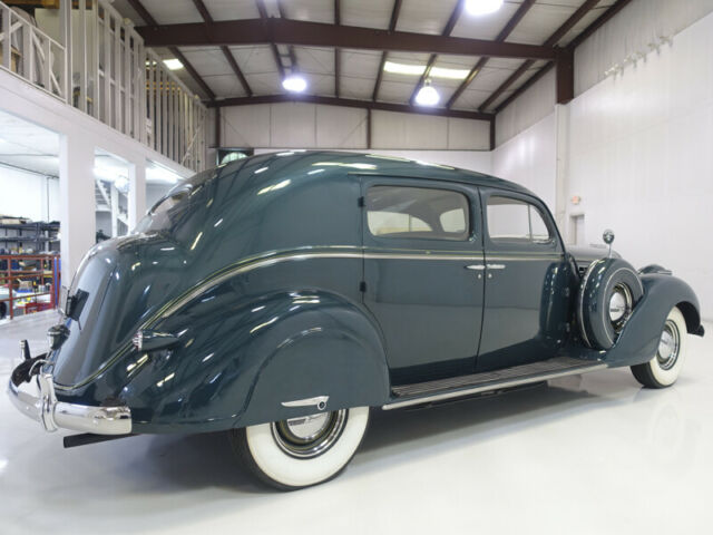 1938 Chrysler Custom Imperial Town Limousine - photo 3