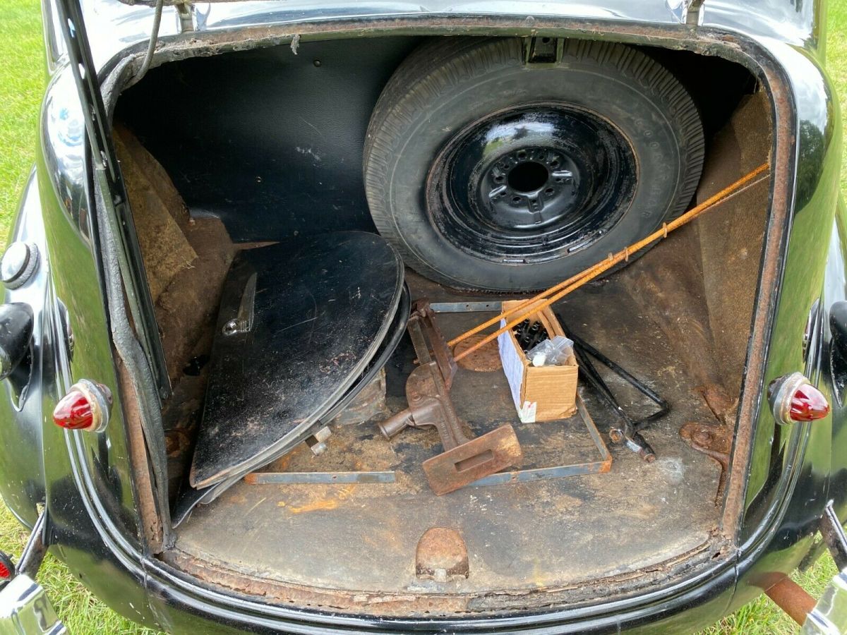 1938 Chrysler Imperial - photo 13