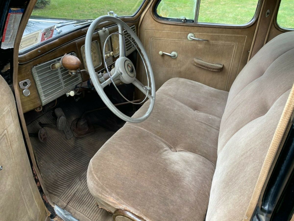 1938 Chrysler Imperial - photo 9