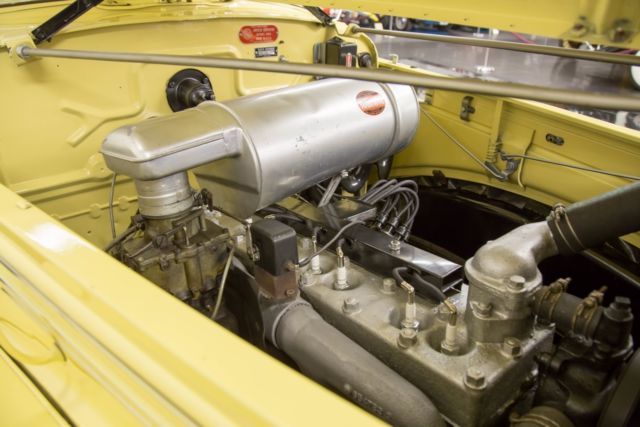 1938 Chrysler Imperial Eight Convertible Sedan - photo 13