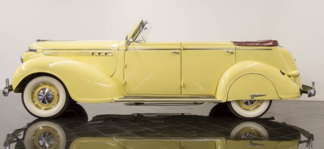 1938 Chrysler Imperial Eight Convertible Sedan - photo 5