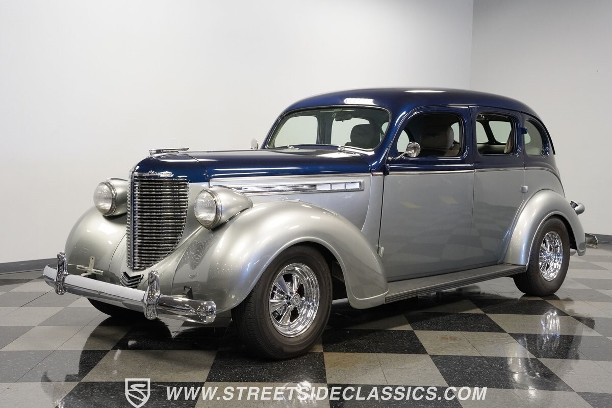 1938 Chrysler Royal Restomod - photo 6