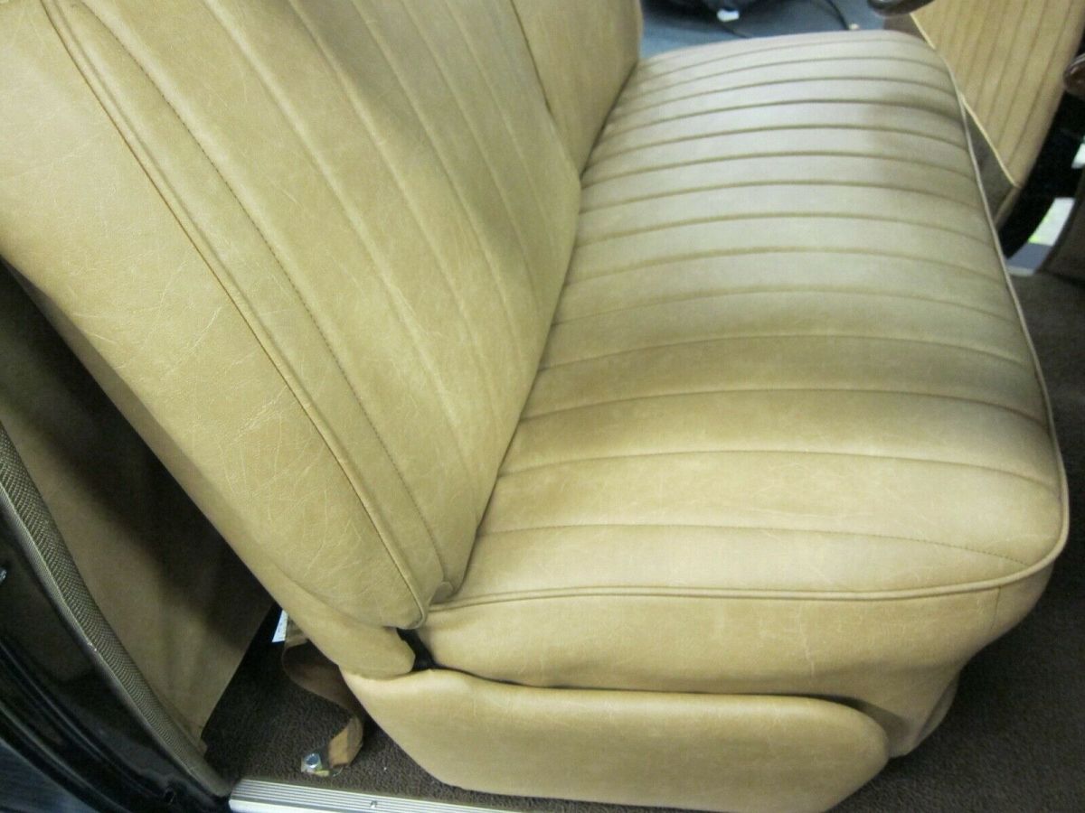 1938 DeSoto - photo 12