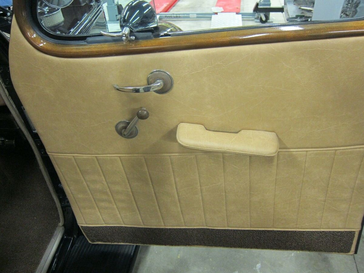 1938 DeSoto - photo 13