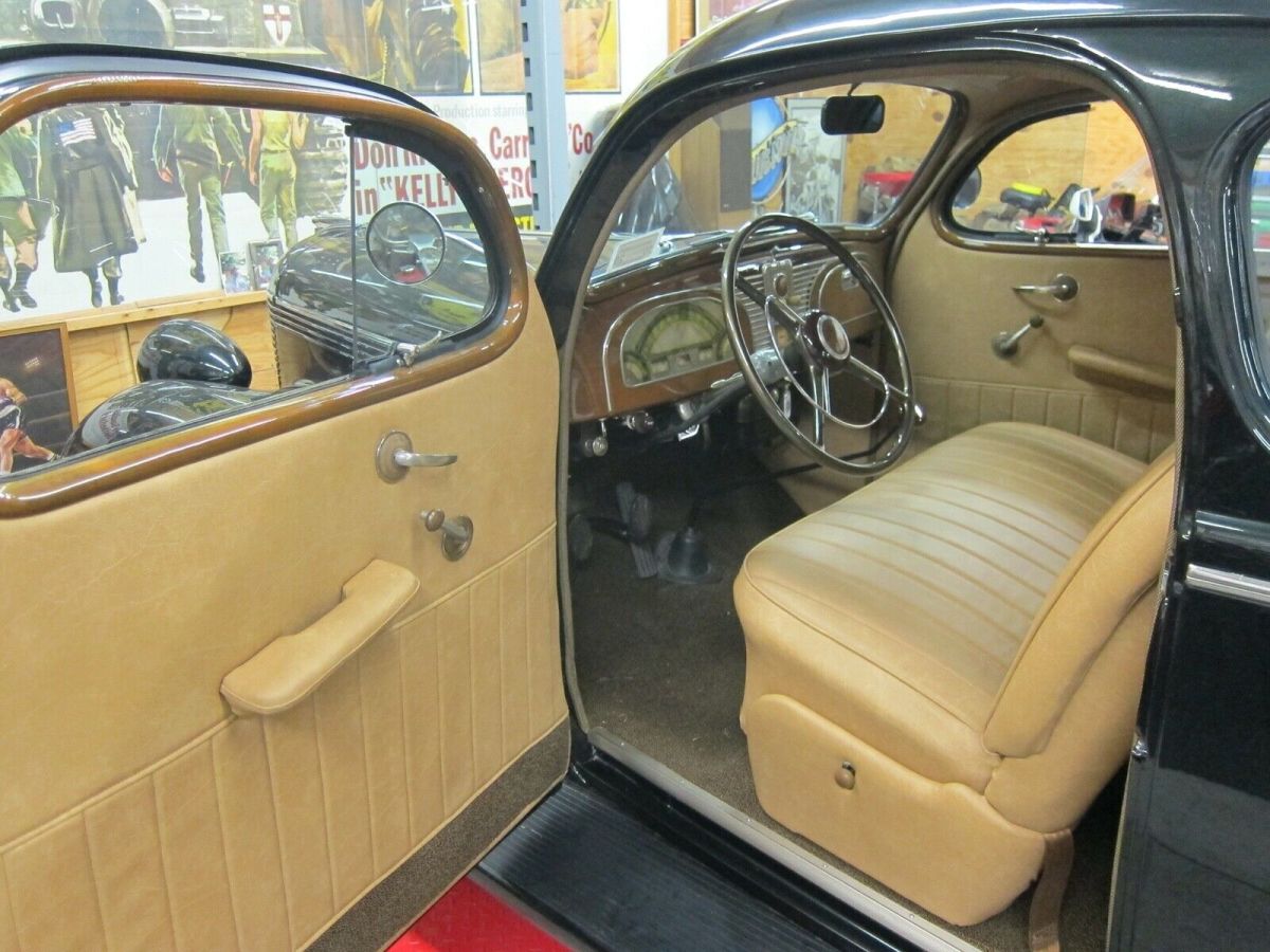 1938 DeSoto - photo 6