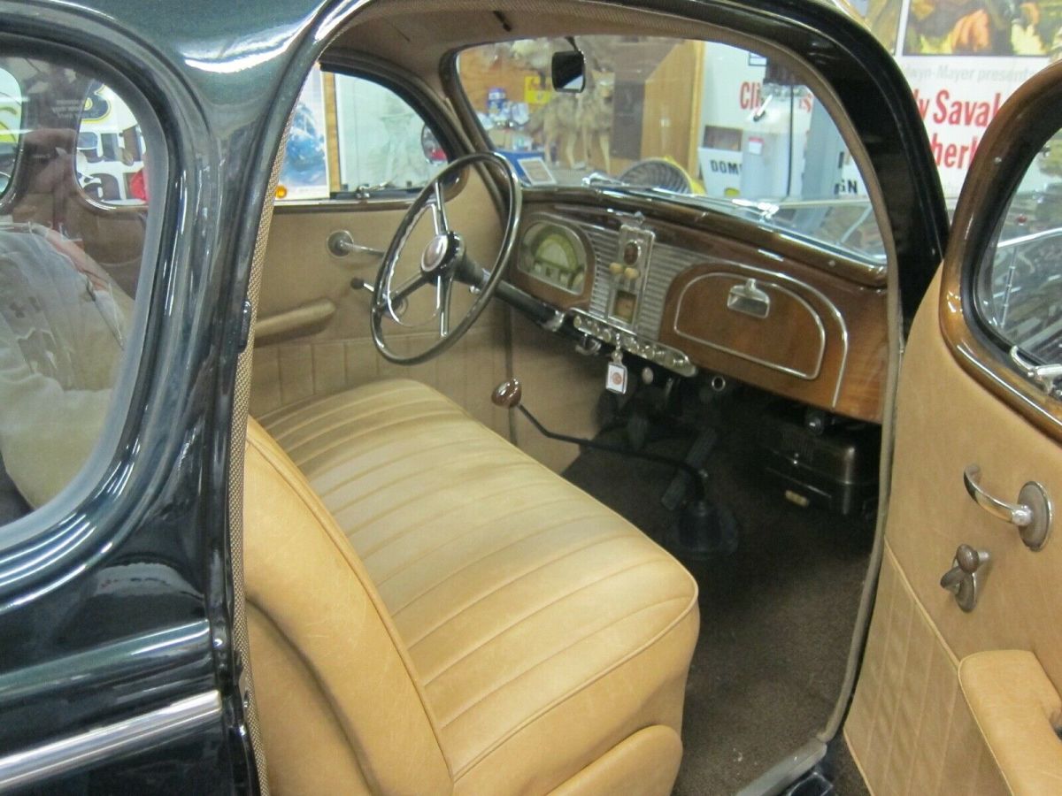 1938 DeSoto - photo 7