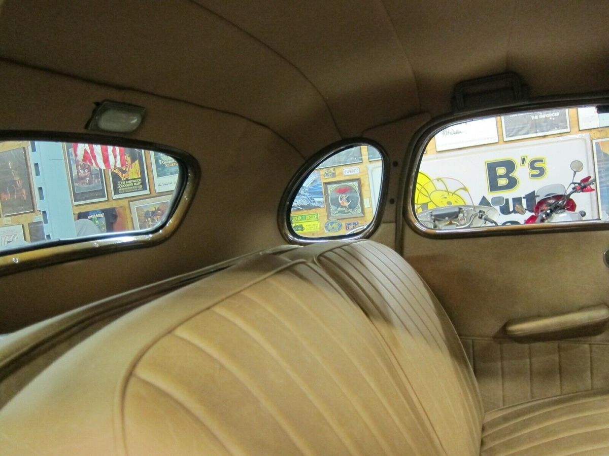 1938 DeSoto - photo 8