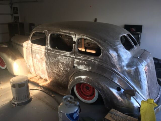 1938 DeSoto 4 door sedan