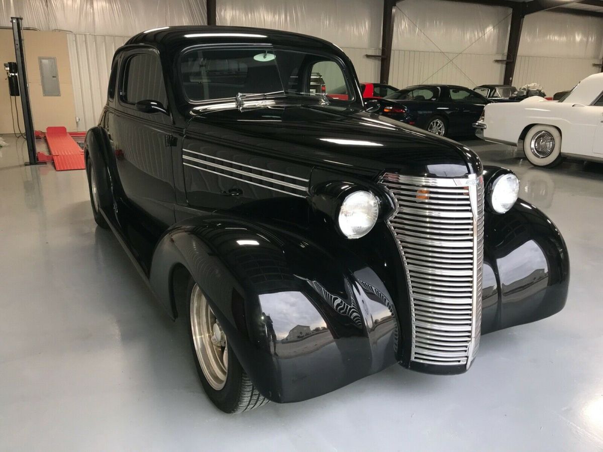1938 Chevrolet FIVE WINDOW COUPE - photo 4