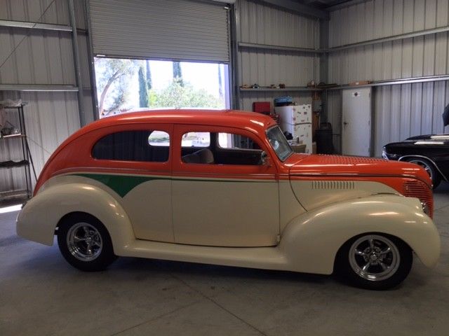 1938 Ford 2-dr sedan - photo 9