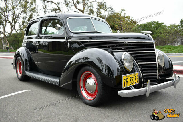 1938 Ford Deluxe 2dr Sedan Retro-Rod Hot Rod Flatty