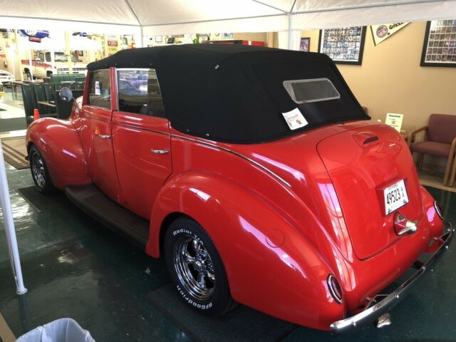 1938 Ford Deluxe Cabriolet - photo 6