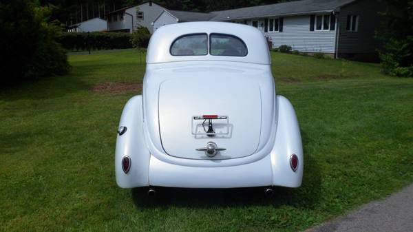 1938 Ford 5 Window Coupe - photo 4