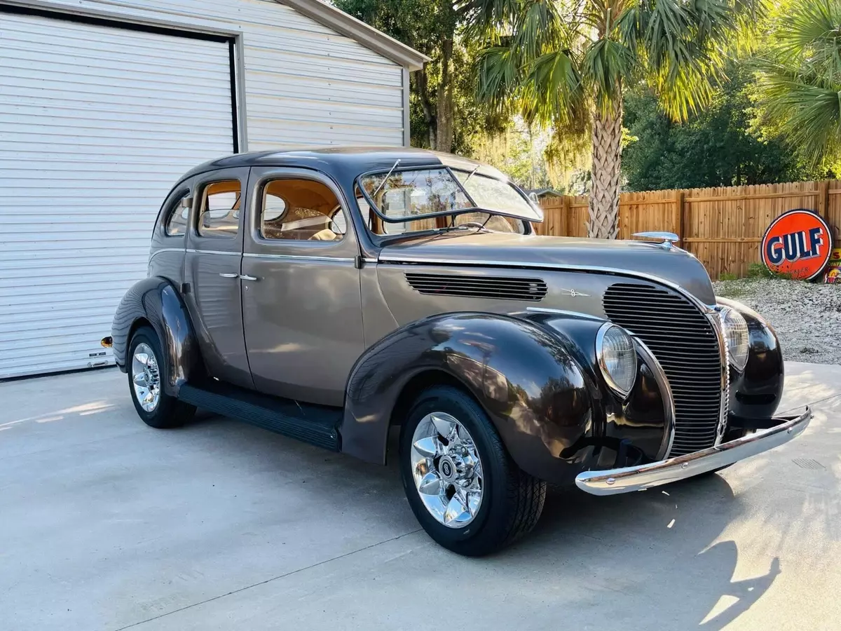 1938 Ford 81A