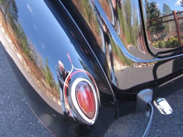 1938 Ford 81A Deluxe Convertible Sedan - photo 11