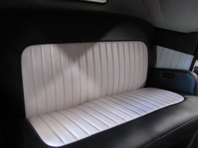 1938 Ford 81A Deluxe Convertible Sedan - photo 4