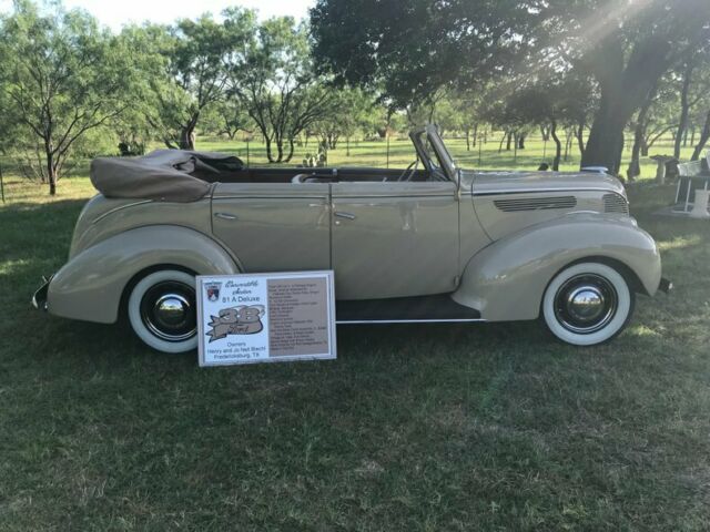 1938 Ford 81A Deluxe Convertible Sedan - photo 5