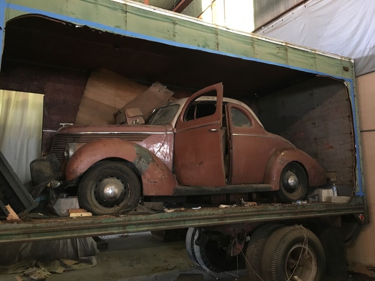1938 Ford Coupe - photo 12