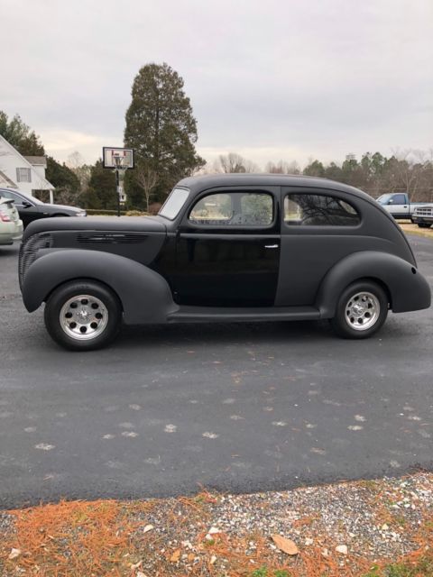 1938 Ford Deluxe