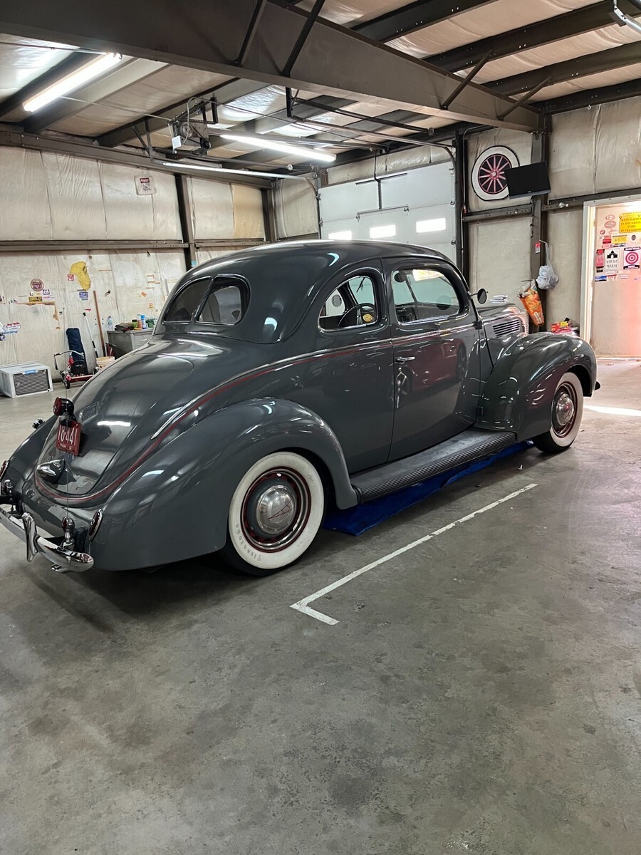 1938 Ford Deluxe Red Pin Stripe - also chrome - photo 3