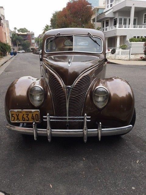 1938 Ford Model 81A De Luxe Sedan - photo 6