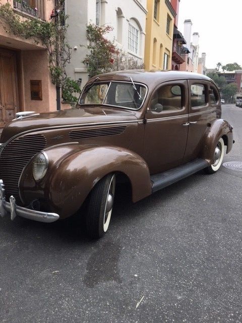 1938 Ford Model 81A De Luxe Sedan - photo 8