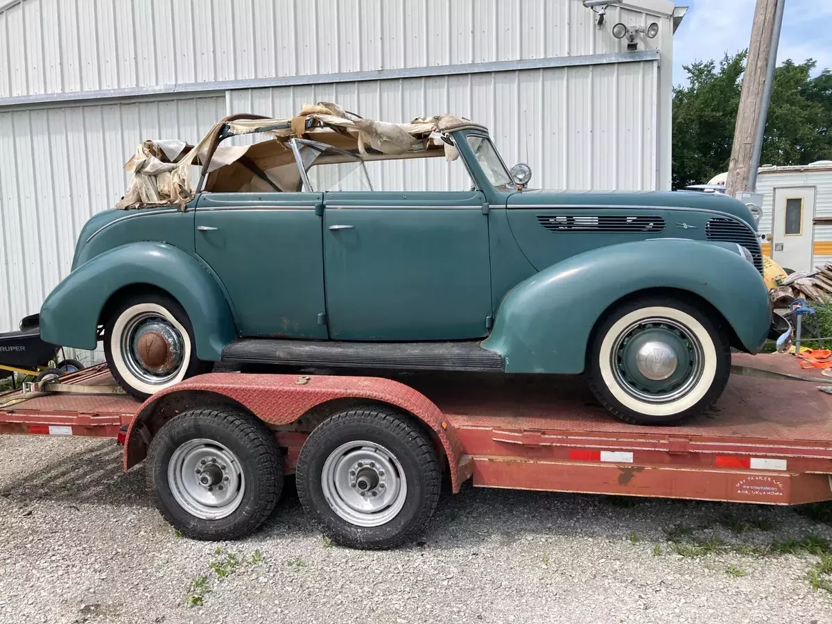 1938 Ford Phaeton