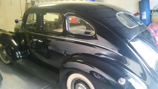 1938 Ford Classic Sedan Fordor 1938 - photo 12