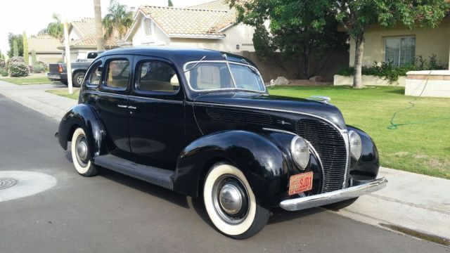 1938 Ford Classic Sedan Fordor 1938 - photo 3
