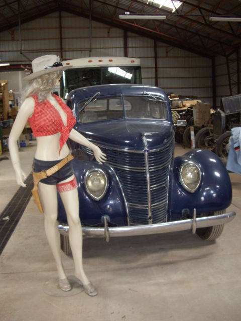 1938 Ford Standard Fordor Sedan 1938 Ford 81A Standard 85 HP (Model 730 C)