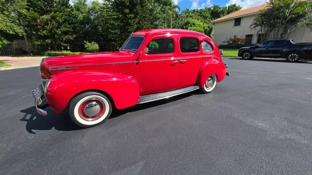 1938 MERCURY EIGHT TOWN SEDAN RESTOMOD SHOWROOM CONDITION COLLECTOR CLASSIC!!! 1939 Mercury 8 Town Sedan Resto Mod