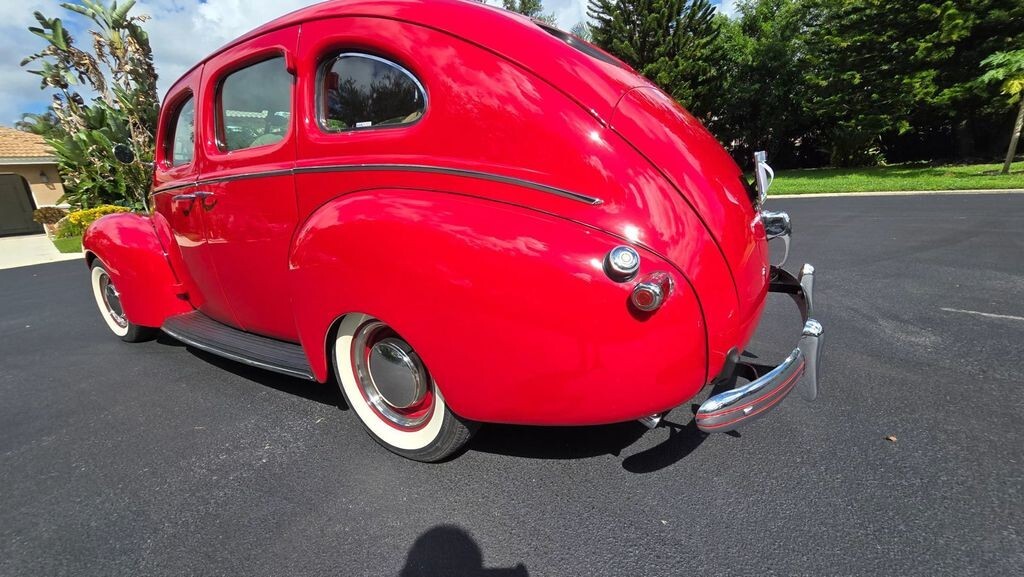 1939 Mercury 8 Town Sedan Resto Mod - photo 6