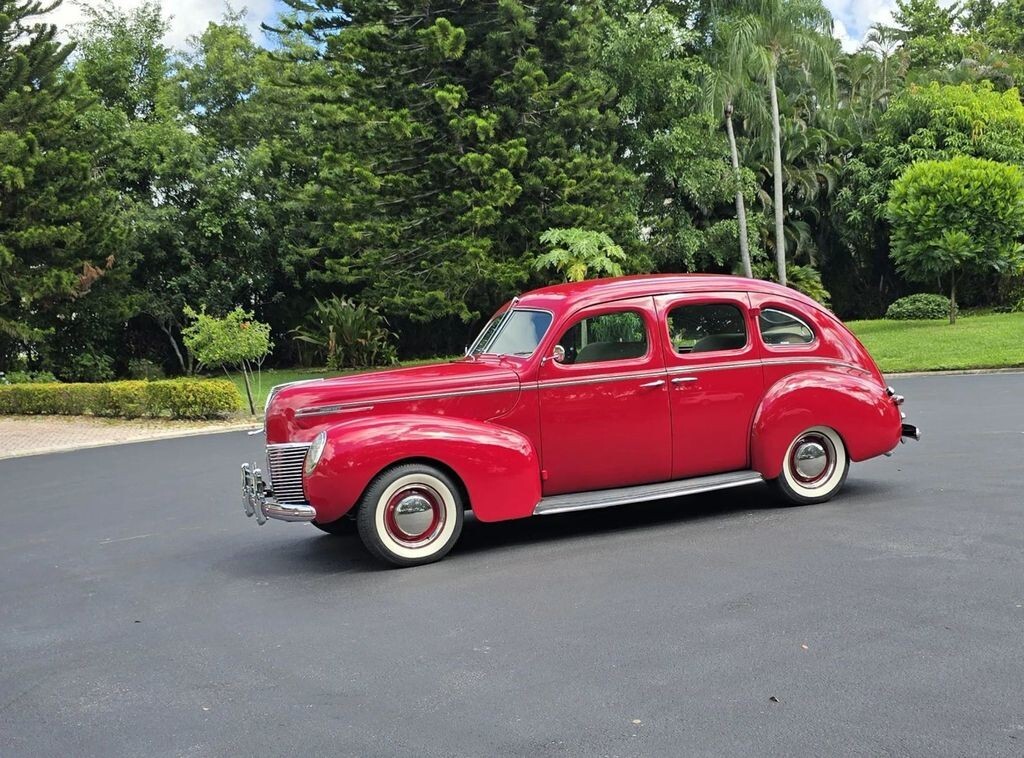 1939 Mercury 8 Town Sedan Resto Mod - photo 9