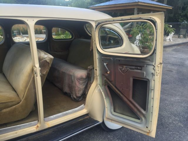 1938 Packard 110 - photo 8