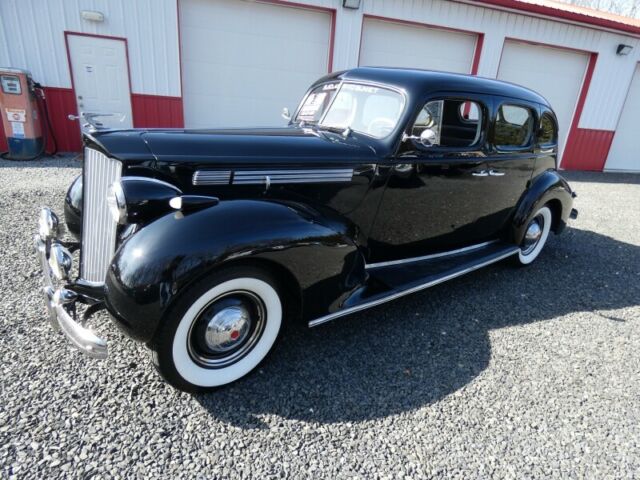 1938 Packard 200 Sedan