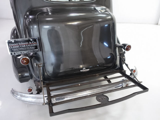 1938 Packard Model 1603 Super Eight Touring Sedan - photo 10