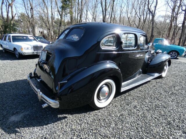 1938 Packard Model 1701 Sedan - photo 3