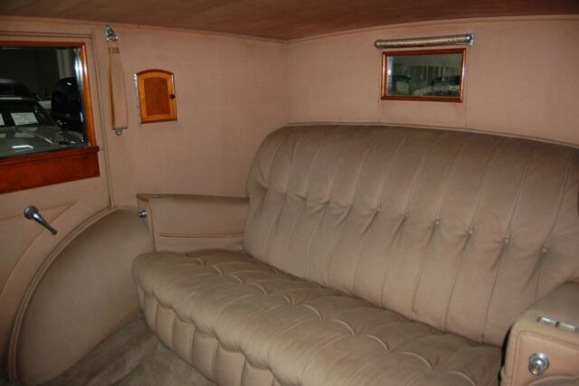 1938 Packard Rollston Eight 1668 All-Weather Panel Brougham - photo 4