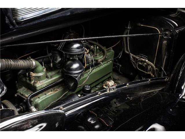 1938 Packard Touring Sedan - photo 9