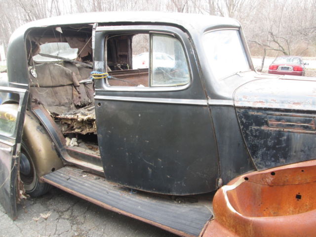 1938 Packard 1607 Club Sedan - photo 12
