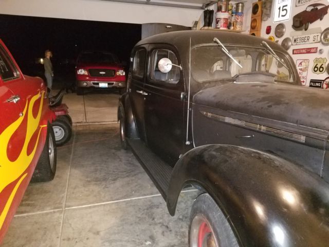 1938 Plymouth Sedan - photo 2