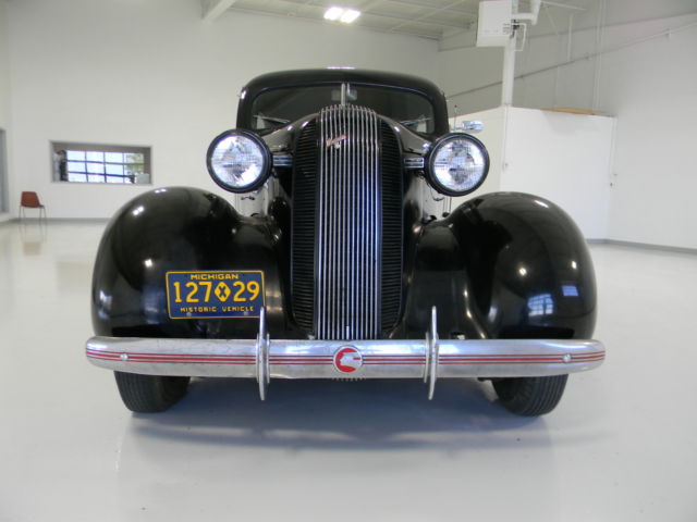 1938 Pontiac Chief 2 door Sedan - photo 6