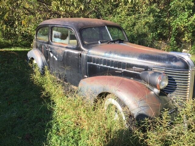 1938 Pontiac 6DA Tudor - photo 2
