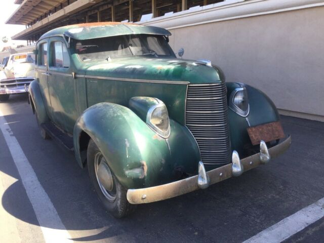 1938 Studebaker Commander Green - photo 2