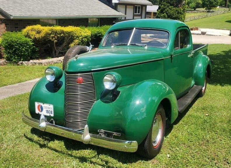 1938 Studebaker Coupe Express K5 and 8A-W3 State Commander - photo 5