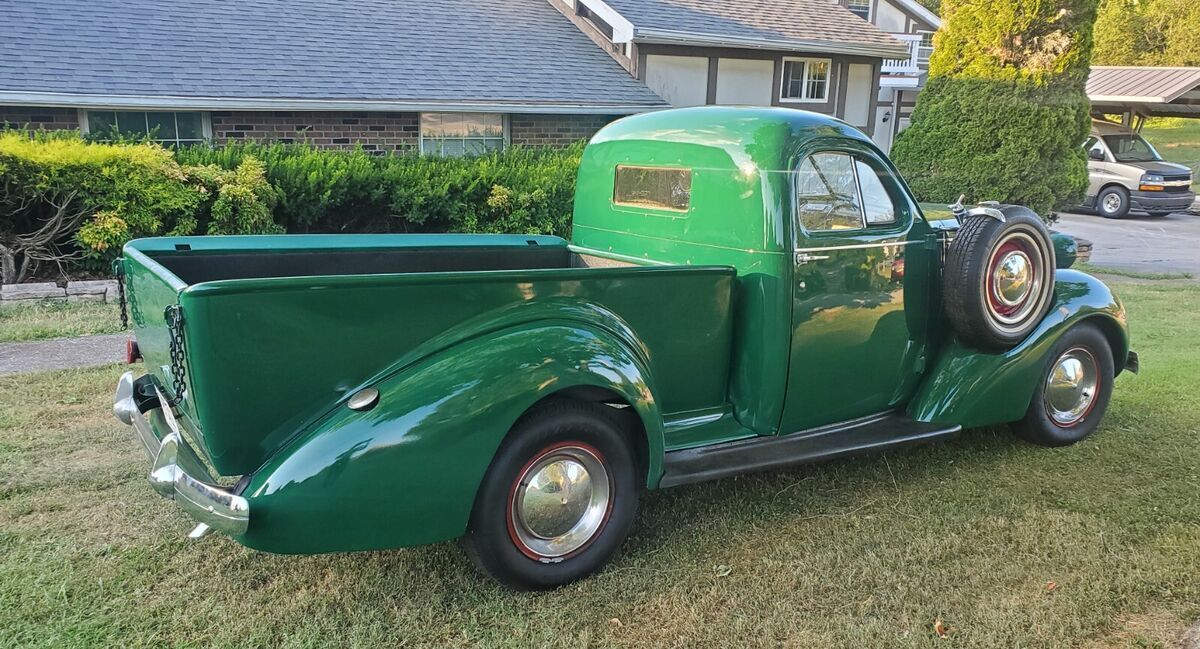 1938 Studebaker Coupe Express K5 and 8A-W3 State Commander - photo 9